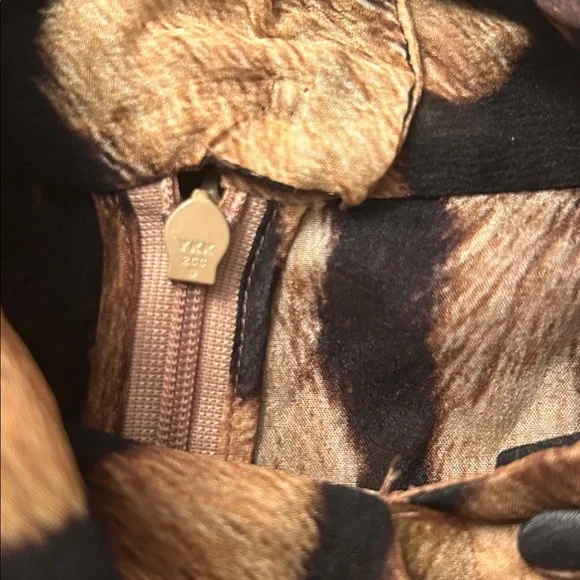 Dolce & Gabbana Sheer Silk Tiger-Print Bow Chiffon Blouse (Size Approx S) RARE - Picture 7 of 11